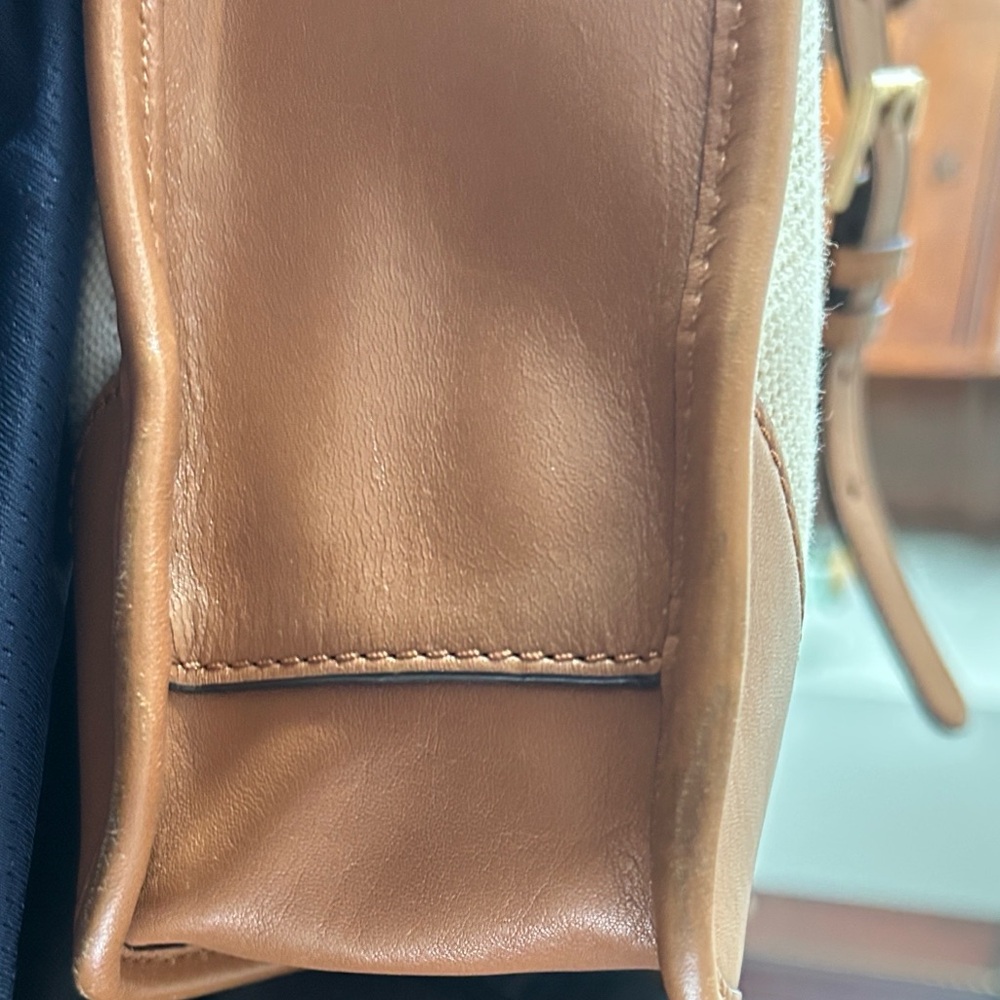 Michael Kors Large Sullivan Brown and Cream Shoulder Bag - Picture 7 of 11
